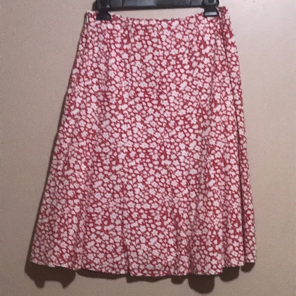 B. Moss Red Floral Print Lined Skirt Size 6 - Picture 1 of 3
